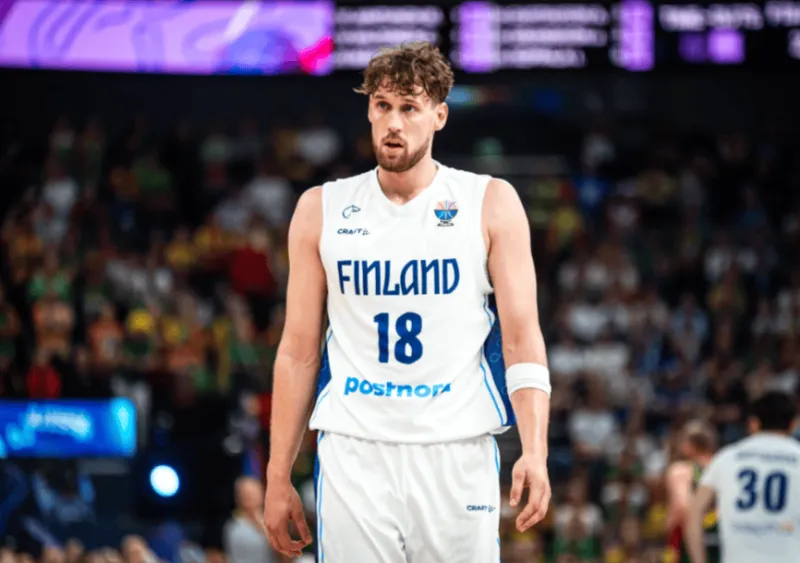 米兰体育-发挥出色！詹图宁全场12中7，得到19分5篮板2助攻1抢断