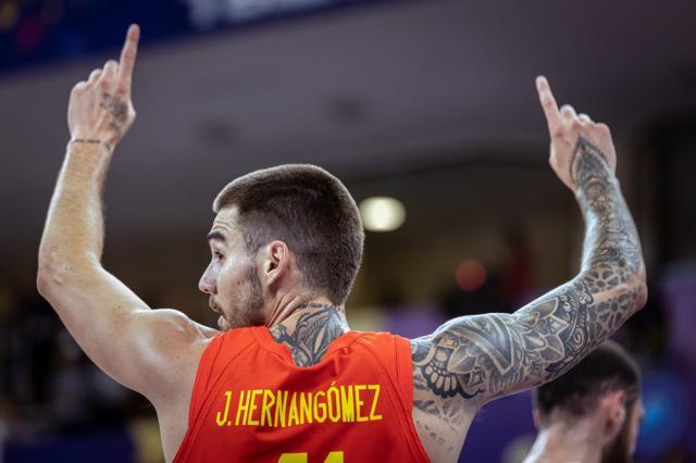 两连胜！西班牙闷声发大财 队内传奇迎来里程碑