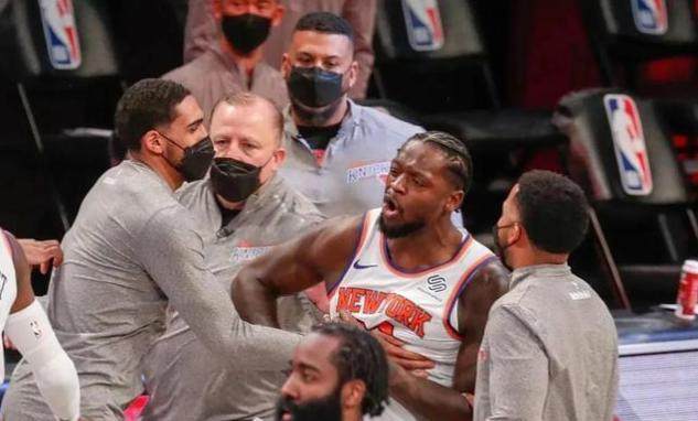 米兰体育中国官网-东部第四！锡伯杜助尼克斯实现蜕变 过首轮可期